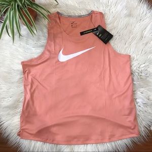 New🌿Nike Running Top